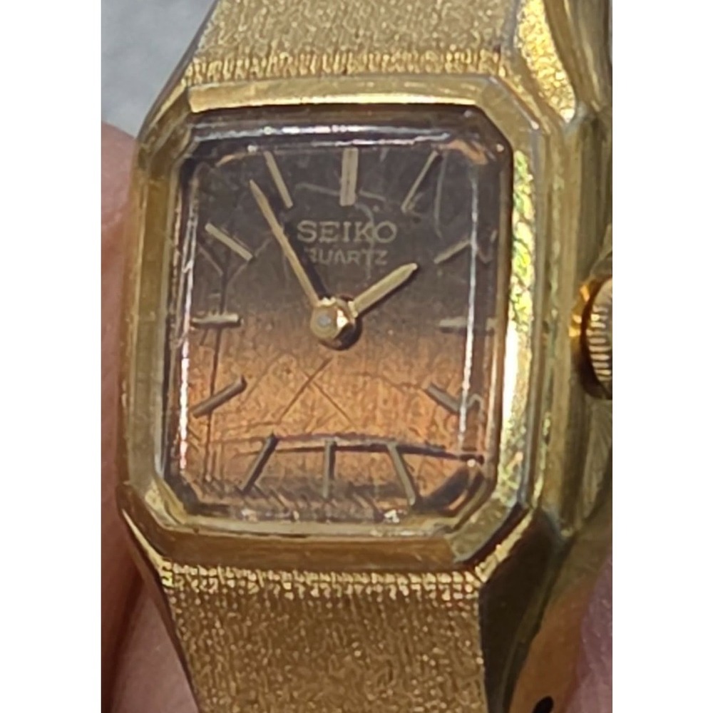 Vintage SEIKO‎ Gold Tone Tank Watch Women Copper Dial Mesh Band Art Deco Petite
